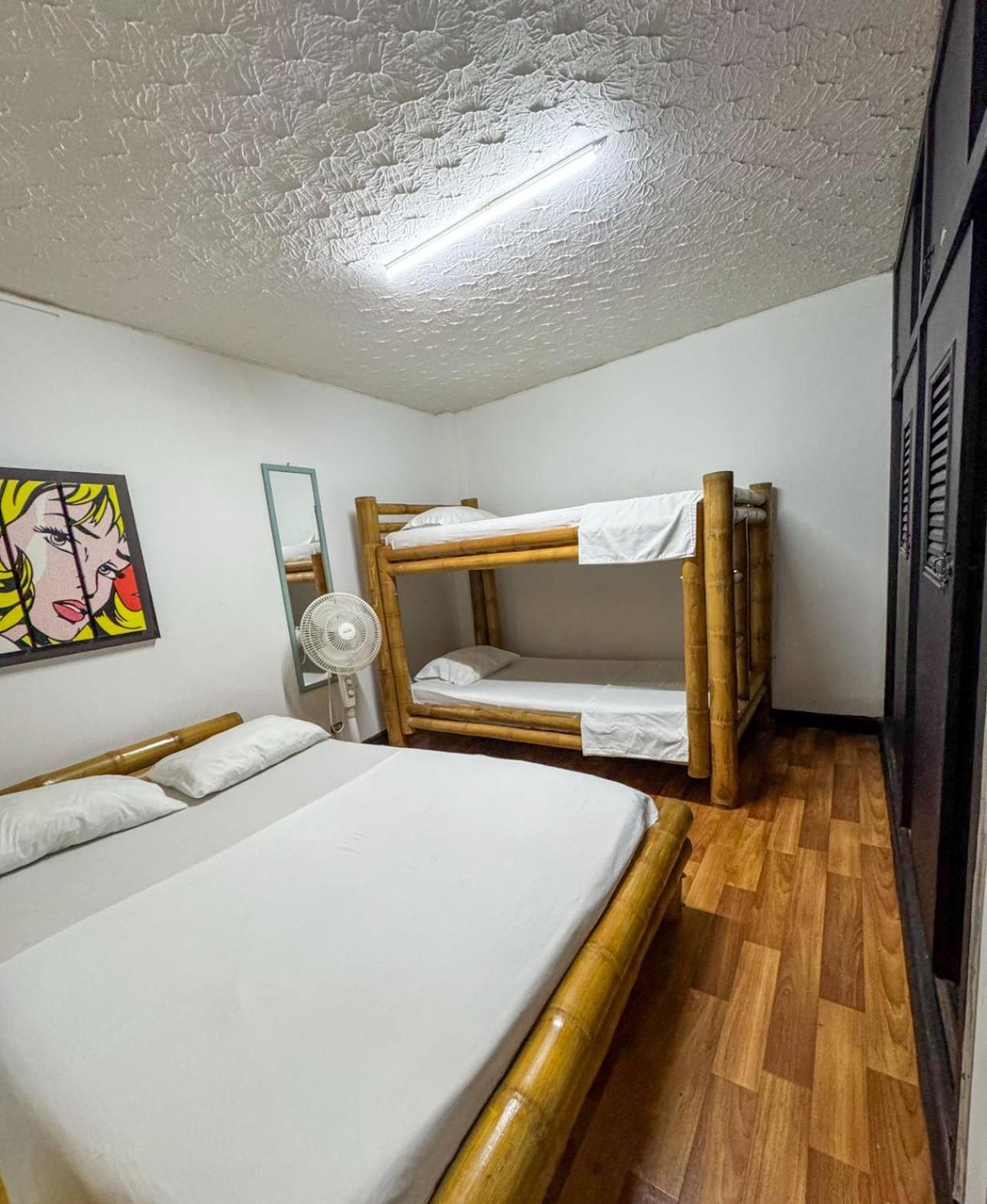 Santiago Dc Hostal 420 Weedfriendly Cali Exterior foto