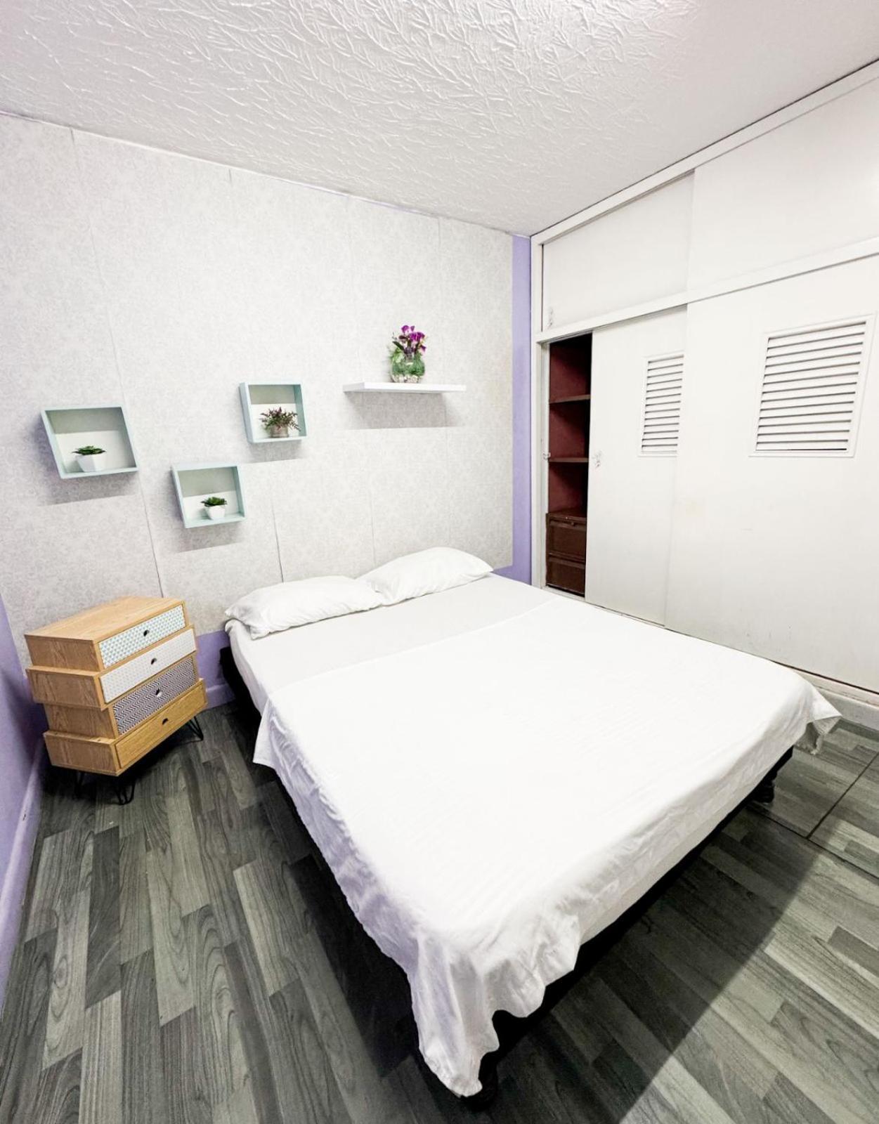 Santiago Dc Hostal 420 Weedfriendly Cali Exterior foto